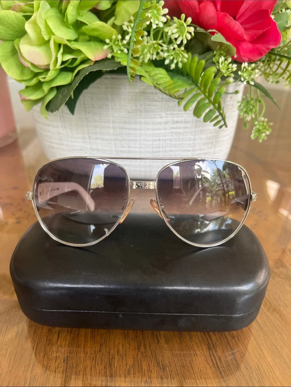 Fendi  Silver Frame Gradient Lens Women's Aviator Sunglasses